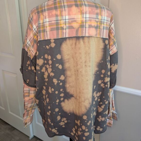 Oli & Hali Multicolor Tie-Dye Hoodie - Picture 6 of 9